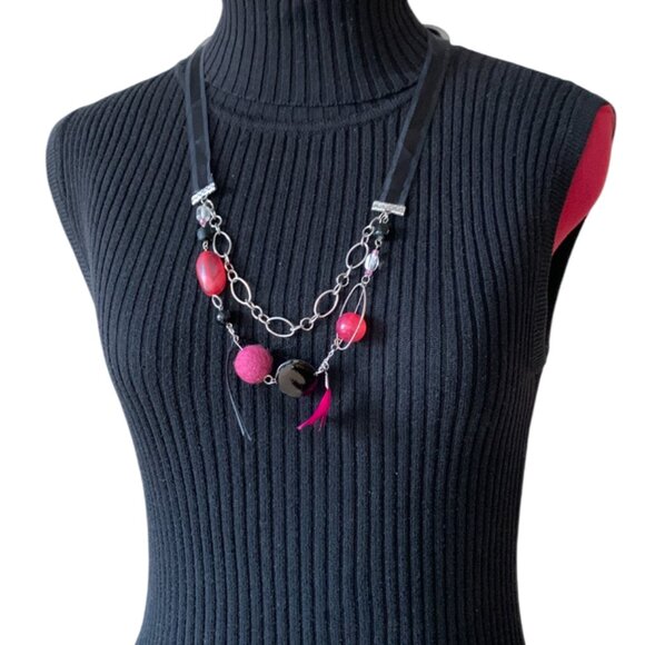 CREATION -Short necklace double layers with ribbon attach fuchsia & Black - Picture 1 of 8